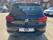 Volkswagen Tiguan 2.0 TDI TDI BLUEMOTION MATCH TECHNOLOGY 4MOTION 5