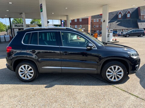 Volkswagen Tiguan 2.0 TDI TDI BLUEMOTION MATCH TECHNOLOGY 4MOTION 8