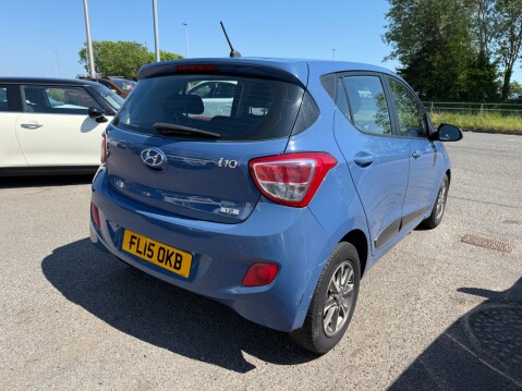 Hyundai i10 PREMIUM 5