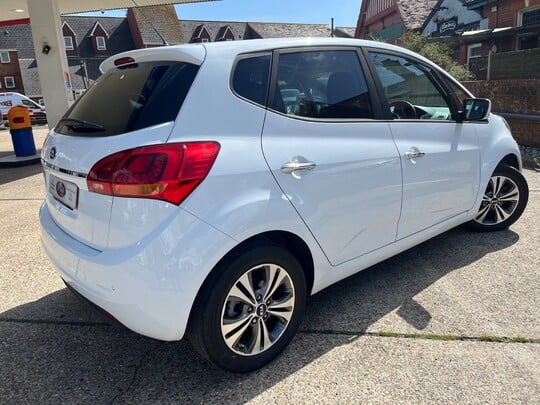 Kia Venga 1.6 4 AUTOMATIC
