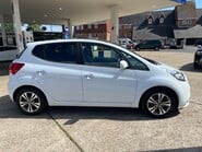 Kia Venga 1.6 4 AUTOMATIC 10