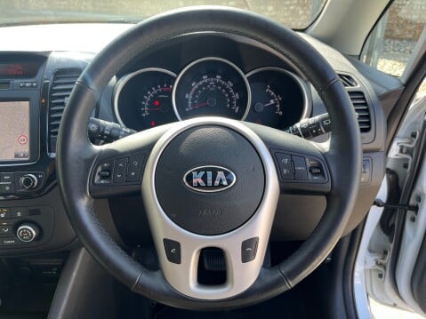 Kia Venga 1.6 4 AUTOMATIC 15
