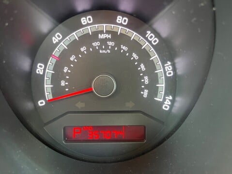 Kia Venga 1.6 4 AUTOMATIC 28