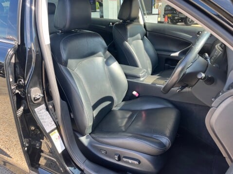 Lexus Is 250 SE-I AUTOMATIC 3