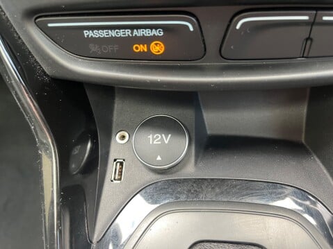 Ford B-Max 1.6 TITANIUM X AUTOMATIC 25