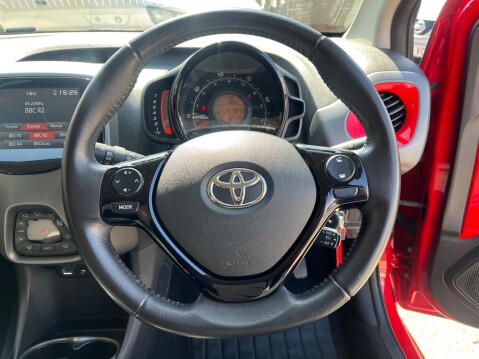 Toyota Aygo 1.0 VVT-I X-TREND 13