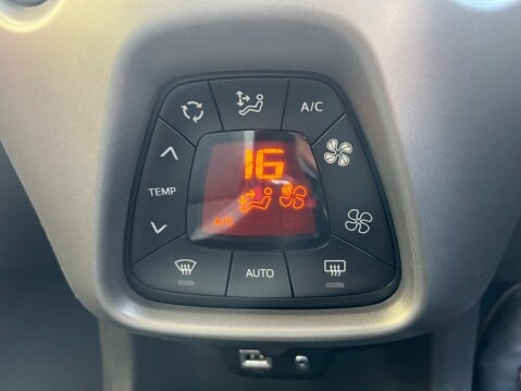 Toyota Aygo 1.0 VVT-I X-TREND 24