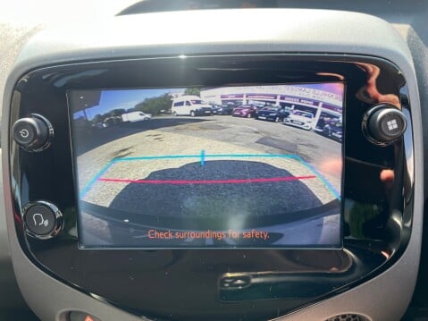 Toyota Aygo 1.0 VVT-I X-TREND 16