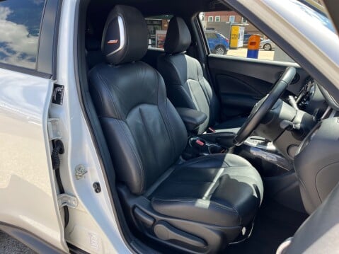 Nissan Juke 1.6 TEKNA XTRONIC AUTOMATIC 3