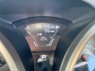 Nissan Juke 1.6 TEKNA XTRONIC AUTOMATIC 26