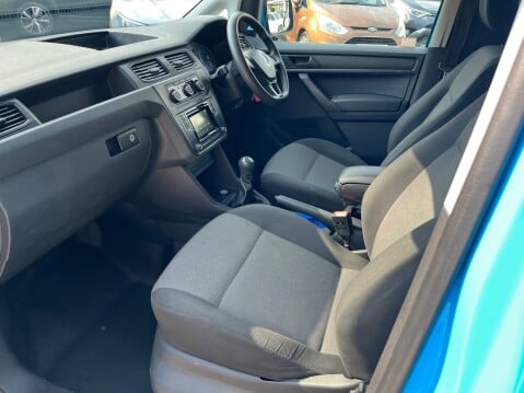 Volkswagen Caddy Maxi C20 1.6 TDI STARTLINE 22
