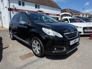 Peugeot 2008 ALLURE 4
