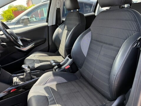 Peugeot 2008 ALLURE 10