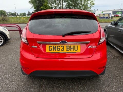 Ford Fiesta TITANIUM 6