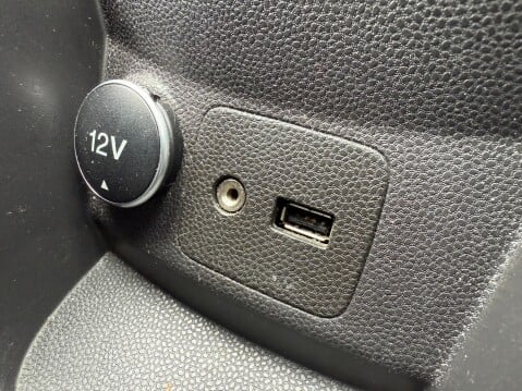 Ford Fiesta TITANIUM 15