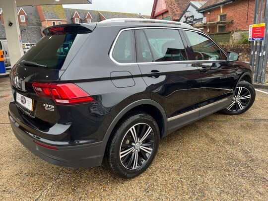 Volkswagen Tiguan 2.0 TDI SE NAV BLUEMOTION 4MOTION DSG AUTOMATIC
