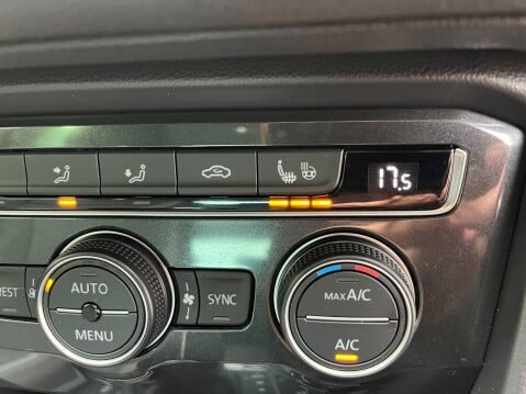 Volkswagen Tiguan 2.0 TDI SE NAV BLUEMOTION 4MOTION DSG AUTOMATIC 20