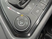 Volkswagen Tiguan 2.0 TDI SE NAV BLUEMOTION 4MOTION DSG AUTOMATIC 21