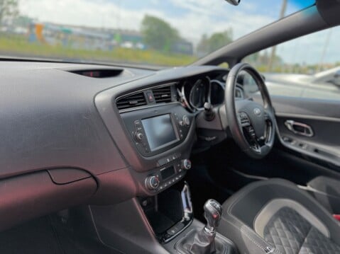 Kia Ceed GT-LINE ISG 9