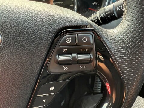 Kia Ceed GT-LINE ISG 21