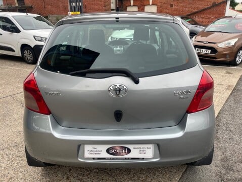 Toyota Yaris 1.3 VVT-I T SPIRIT AUTOMATIC 5