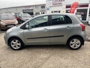 Toyota Yaris 1.3 VVT-I T SPIRIT AUTOMATIC 10