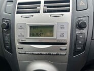 Toyota Yaris 1.3 VVT-I T SPIRIT AUTOMATIC 18