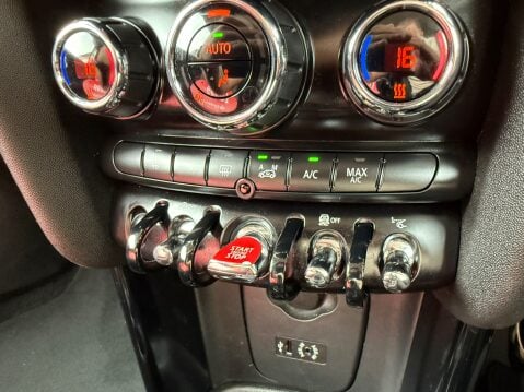 Mini Hatch COOPER S [MEDIA XL + CHILLI PACK] 27