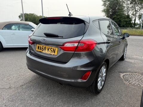 Ford Fiesta TITANIUM X 5