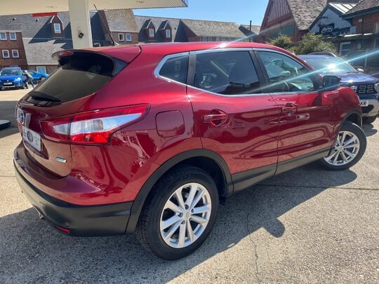 Nissan Qashqai 1.5 DCI ACENTA PREMIUM 