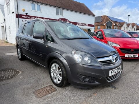 Vauxhall Zafira DESIGN 4