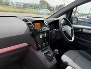 Vauxhall Zafira DESIGN 9