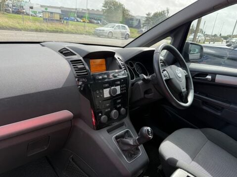 Vauxhall Zafira DESIGN 9
