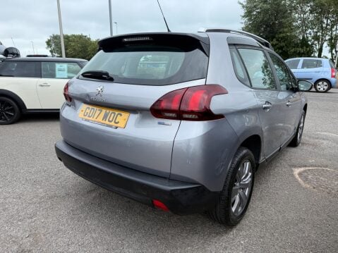 Peugeot 2008 PURETECH ACTIVE 5
