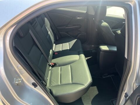Honda Civic 1.6 I-DTEC SR 7