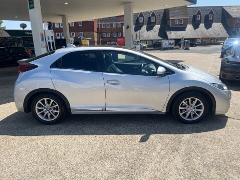 Honda Civic 1.6 I-DTEC SR 8