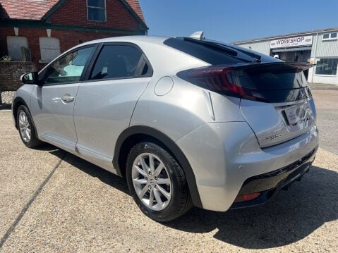 Honda Civic 1.6 I-DTEC SR 11