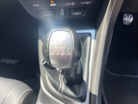 Honda Civic 1.6 I-DTEC SR 24