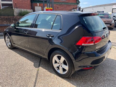Volkswagen Golf 1.6 TDI MATCH BLUEMOTION TECHNOLOGY DSG 11