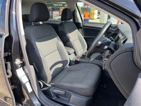 Volkswagen Golf 1.6 TDI MATCH BLUEMOTION TECHNOLOGY DSG 3