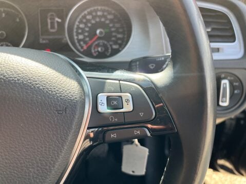Volkswagen Golf 1.6 TDI MATCH BLUEMOTION TECHNOLOGY DSG 15