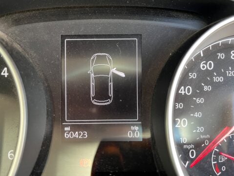 Volkswagen Golf 1.6 TDI MATCH BLUEMOTION TECHNOLOGY DSG 21