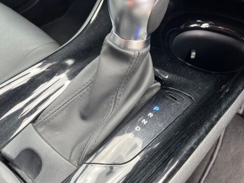 Toyota C-HR 1.8 HYBRID EXCEL AUTOMATIC 16