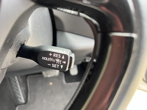 Toyota C-HR 1.8 HYBRID EXCEL AUTOMATIC 26
