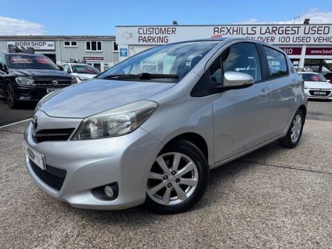 Toyota Yaris 1.33 VVT-I T SPIRIT AUTOMATIC 1