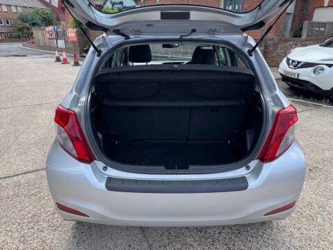 Toyota Yaris 1.33 VVT-I T SPIRIT AUTOMATIC 5