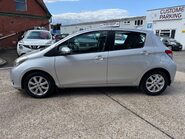 Toyota Yaris 1.33 VVT-I T SPIRIT AUTOMATIC 7