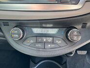 Toyota Yaris 1.33 VVT-I T SPIRIT AUTOMATIC 15