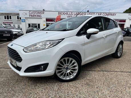 Ford Fiesta 1.6 TITANIUM AUTOMATIC