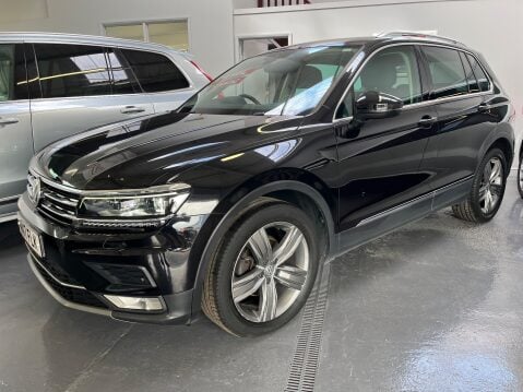 Volkswagen Tiguan 2.0 TDI SEL BLUEMOTION TECHNOLOGY DSG AUTOMATIC 1